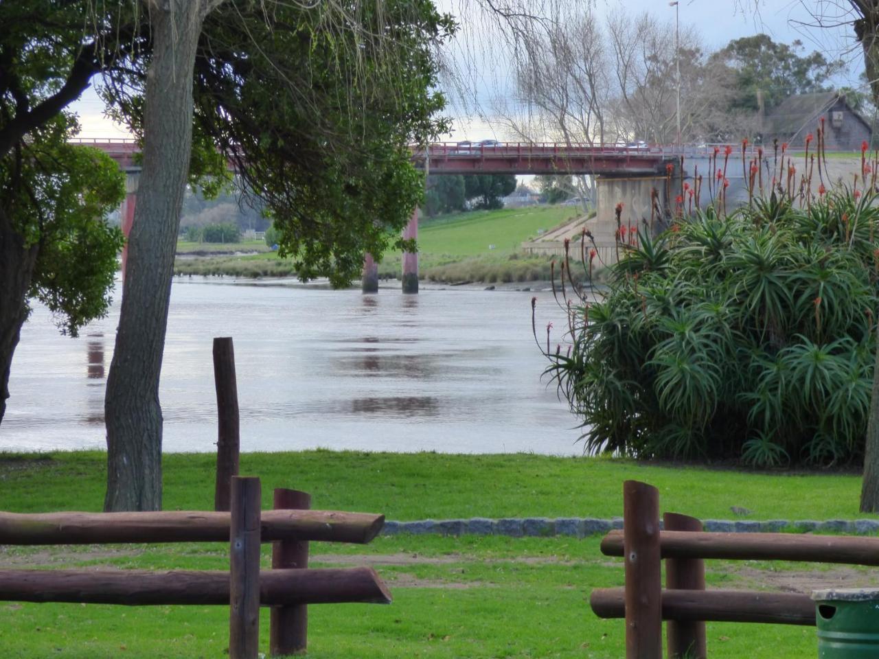 Cabanas Rio Quequen ネコチェア エクステリア 写真